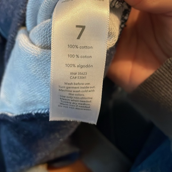 Carter’s kid “pizza shark” sweatshirt. Size 7. Blue. - Picture 5 of 5